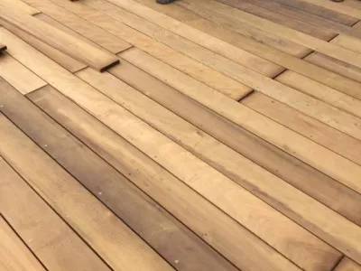 terrasse en lames de bois exotique